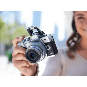 Olympus E-M10 IV Camera 1442 EZ Pancake Kit slv/slv, M.Zuiko Digital ED 14-42mm F3.5-5.6 EZ silver - 