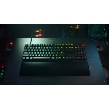 Razer HUNTSMAN V2 - RGB Optical Gaming Keyboard (Linear Red Switch) - US Layout - 