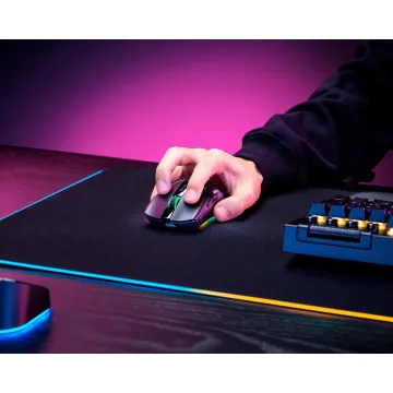Razer COBRA PRO - Wireless Gaming Mouse - 30000 DPI - RGB UNDERGLOW - Bluetooth / 2.4Ghz - 77g - 