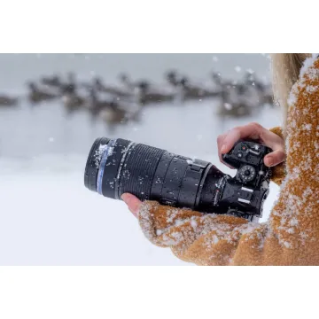Olympus M.Zuiko Digital ED 100-400mm Lens F5.0-6.3 IS II / EZ-M1040 black - 