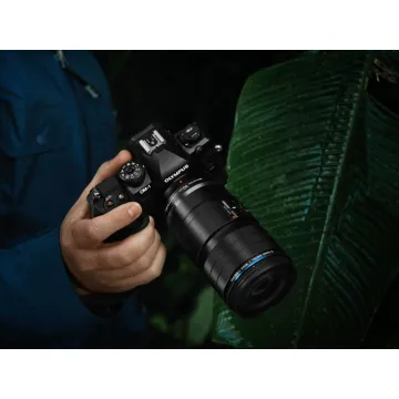 Olympus M.Zuiko Digital ED 90mm F3.5 Macro IS PRO incl. Lens hood,lens cap - 