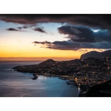 M.Zuiko Digital ED 12-45mm F4.0 PRO incl. Lens hood & Wrapping cloth / EZ-M1245PRO - OM - 