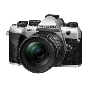 Olympus OM-5 II 1245 Kit silver, OM-5 II body silver, M.Zuiko Digital 12-45mm F4 PRO lens Black - 