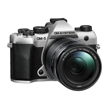 Olympus OM-5 II 1415-2 Kit silver, OM-5 II body silver M.Zuiko Digital 14-150mm F4-5.6 II lens black - 